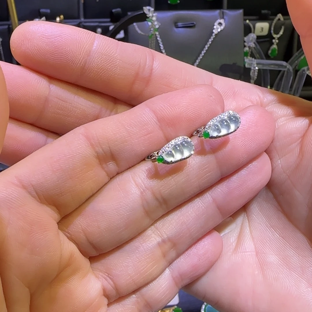 翡翠18K金镶嵌颈饰耳包