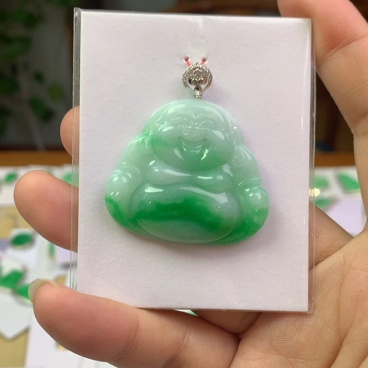 翡翠18K金镶嵌颈饰翡翠翡翠