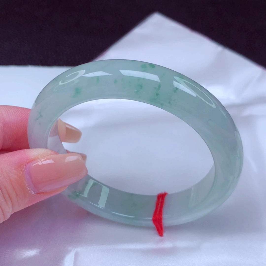 翡翠未镶嵌手镯手镯