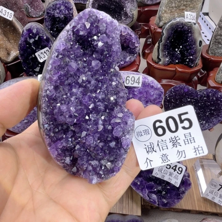 未镶嵌大型摆件（非配饰）紫晶