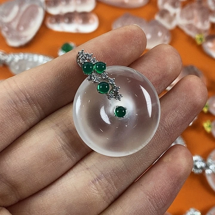 石英质玉银S925镀金镶嵌颈饰