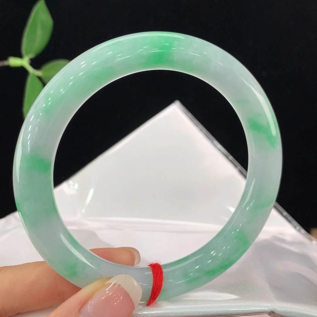 翡翠手镯未镶嵌111-0448