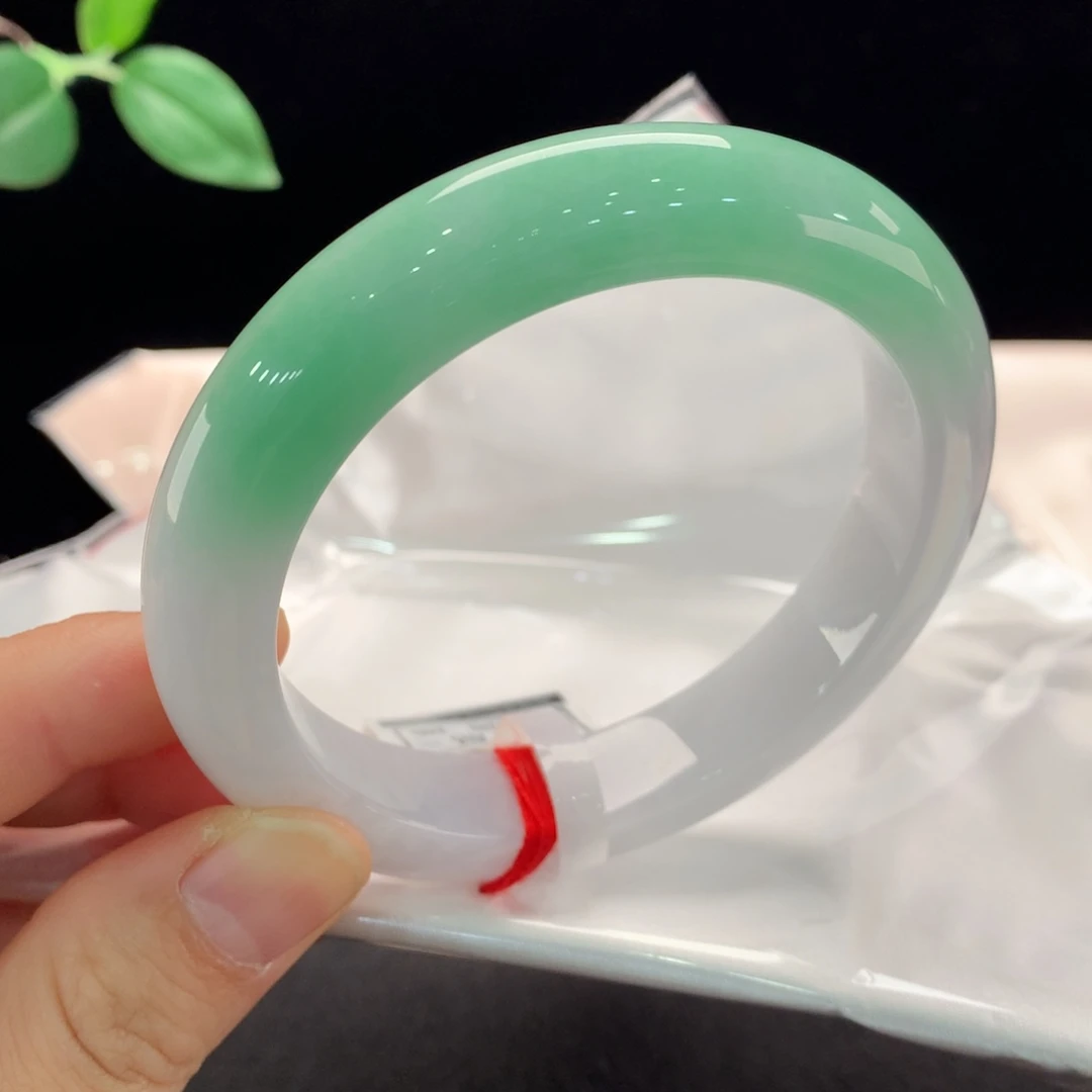 翡翠未镶嵌手镯2096
