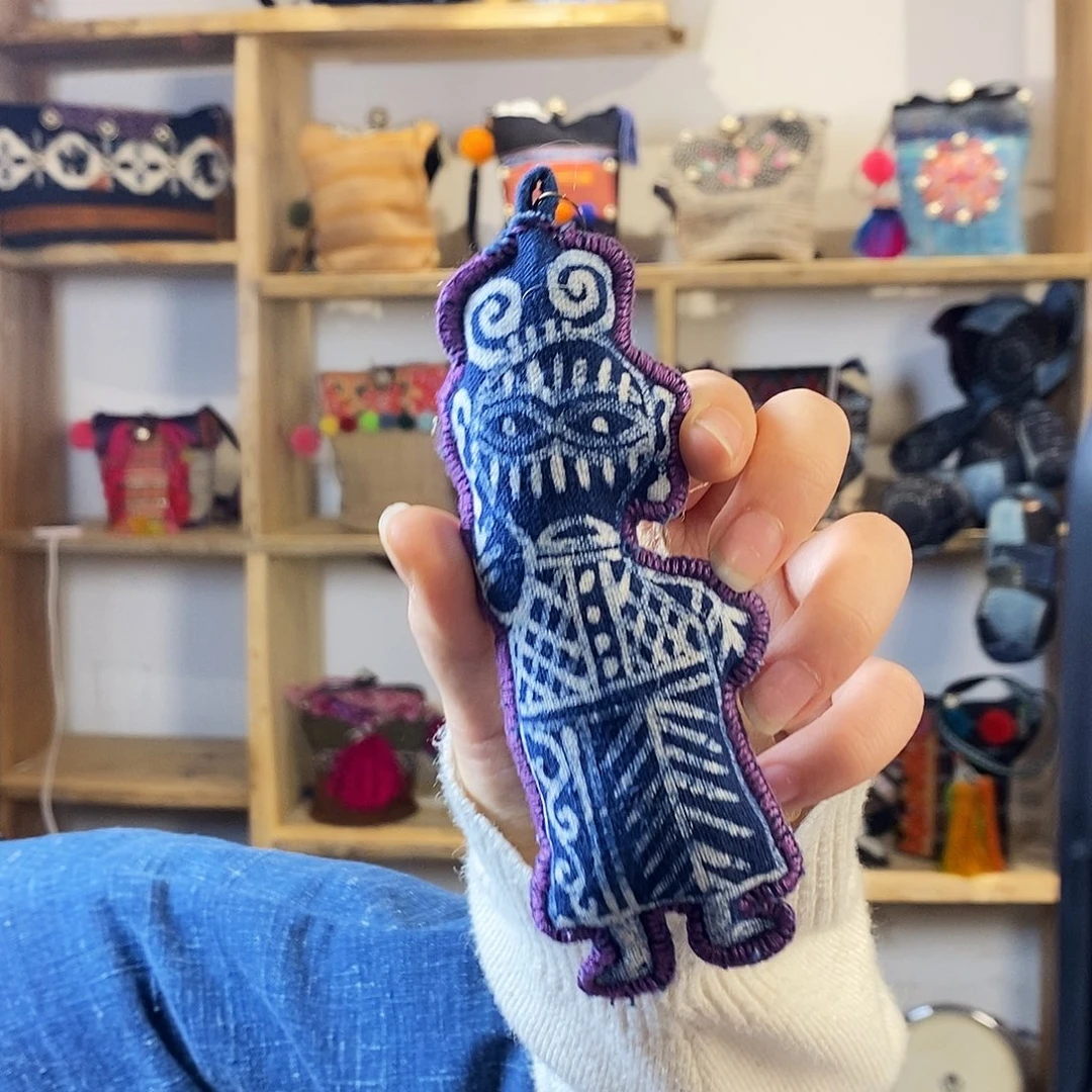 织绣人偶挂饰手工制作