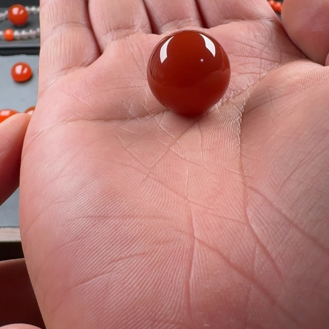 南红玛瑙未镶嵌圆珠20mm