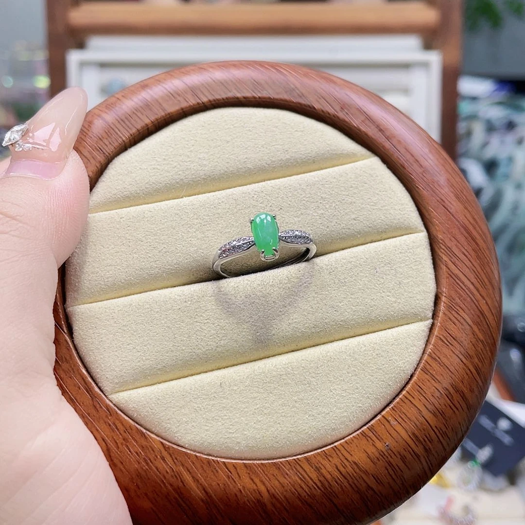 翡翠未镶嵌颈饰天然翡翠