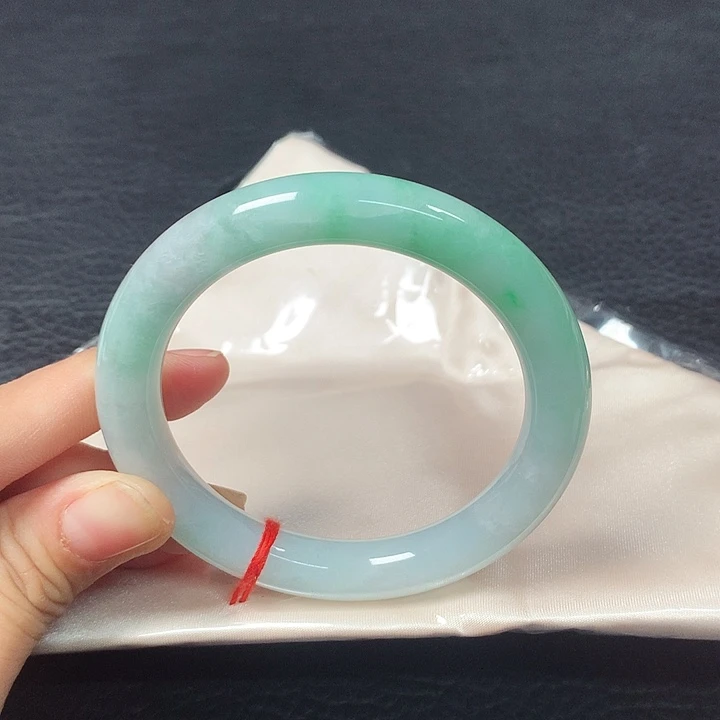 未镶嵌手镯（圆镯）翡翠56圈