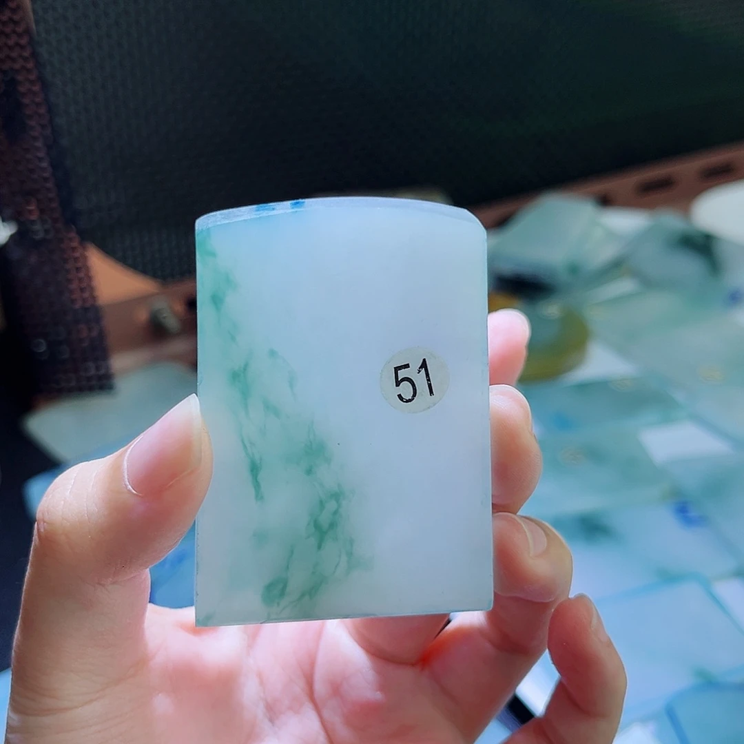 未镶嵌定制翡翠志***@