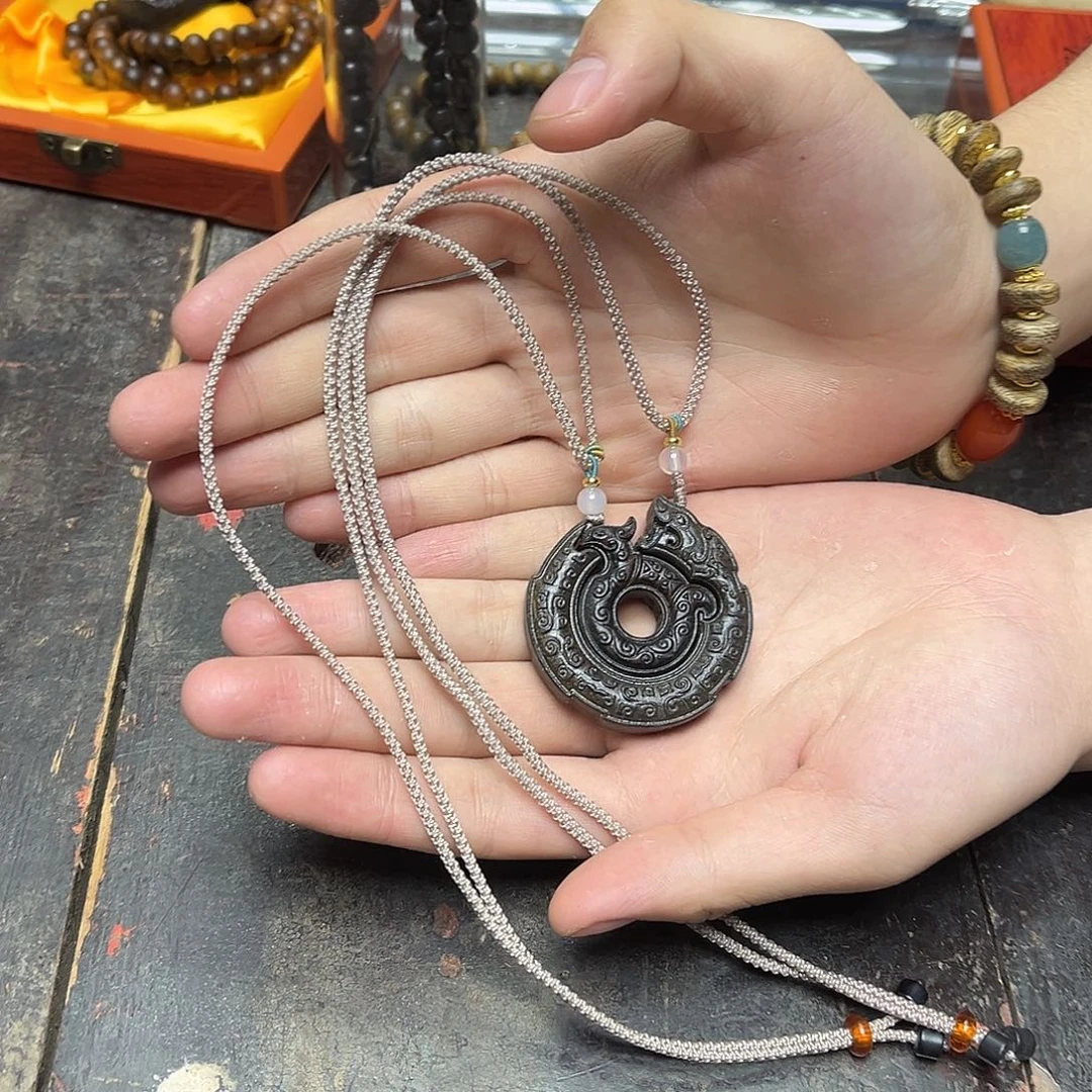 大叶紫檀（黑酸枝木类）