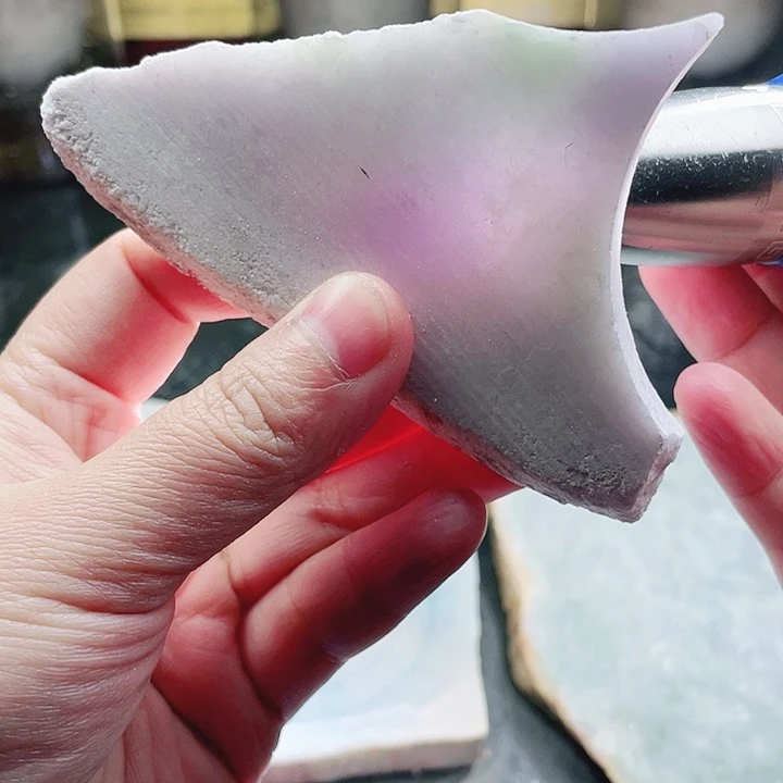 翡翠未镶嵌颈饰毛料6