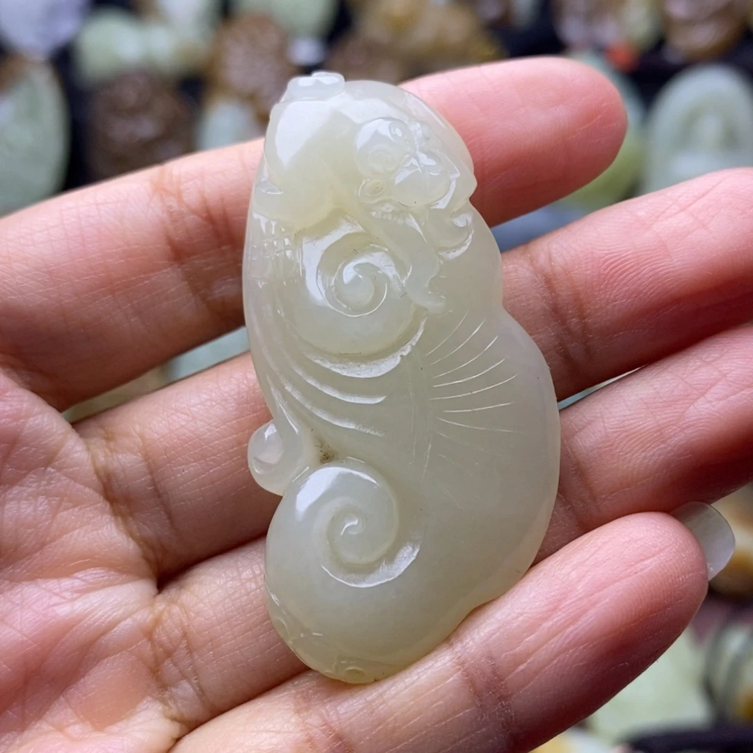 项链未镶嵌和田玉（糖玉）