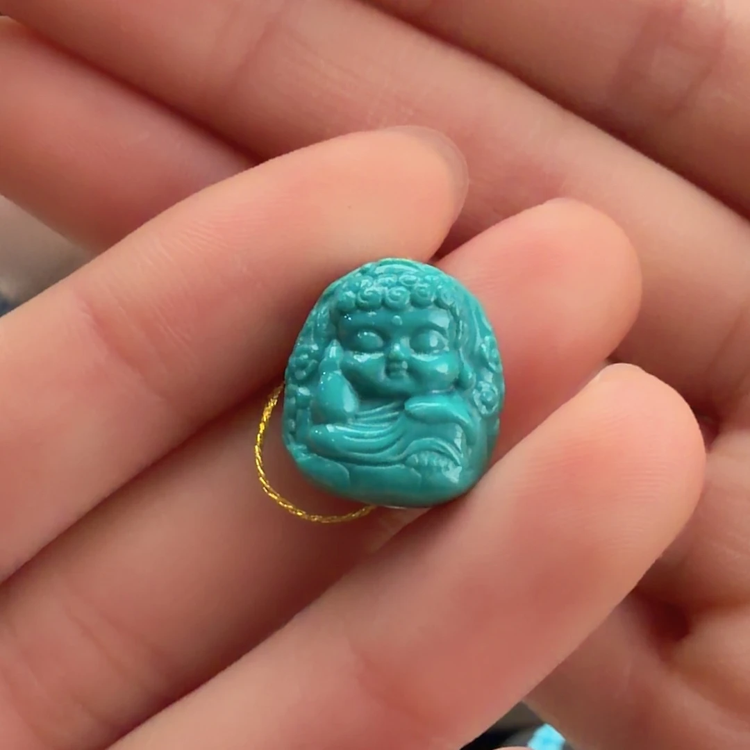 绿松石未镶嵌颈饰