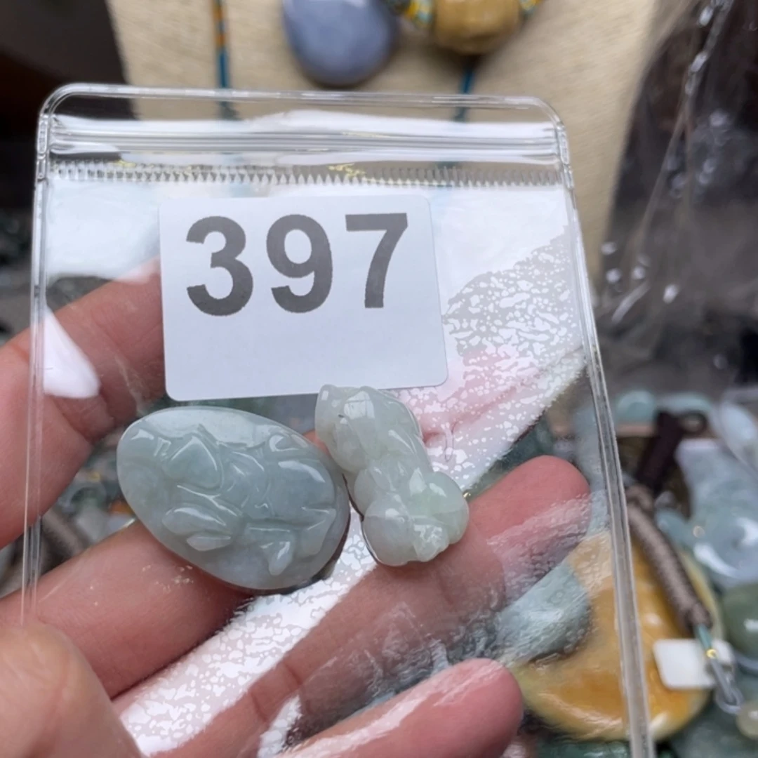 【闪购商品】翡翠颈饰未镶嵌高*翡翠
