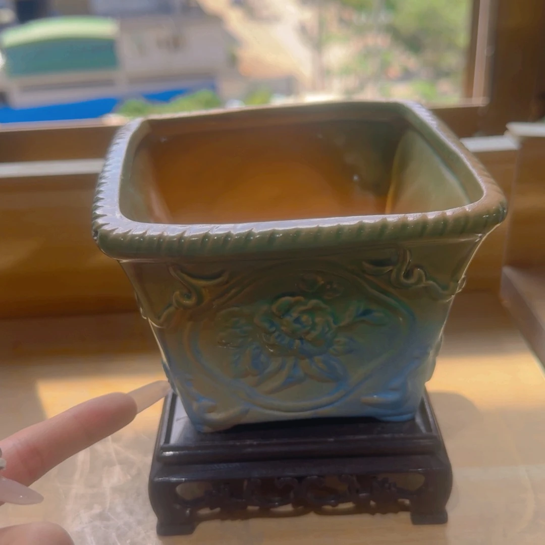 紫砂花盆粗陶精雕