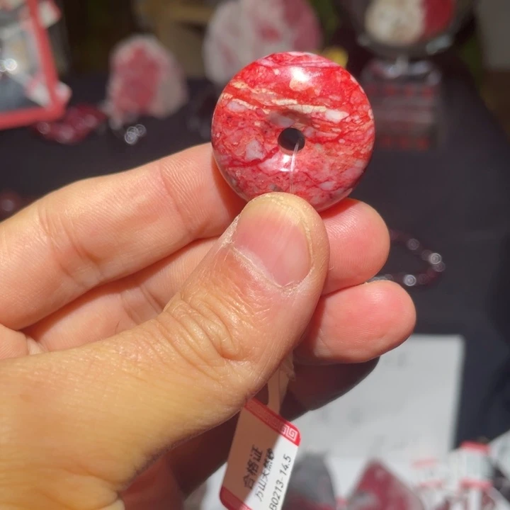 天然辰砂朱砂原石平安扣