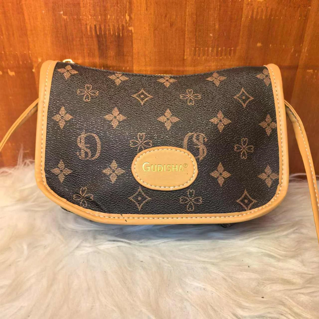 【粉丝福利】时尚百搭潮流女包