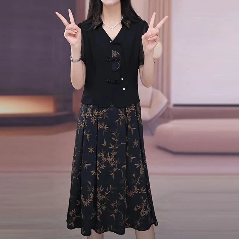 妈妈装夏季大码假两件连衣裙遮肉遮胯显瘦过膝长裙