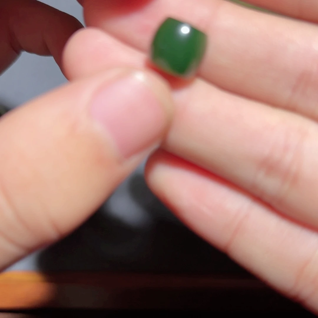 和田玉手链未镶嵌沐*?