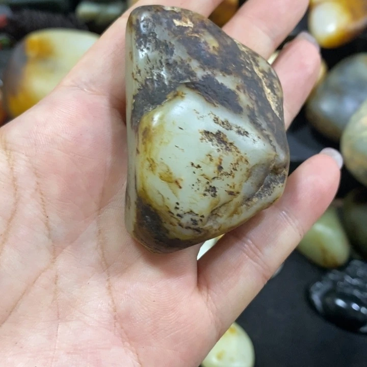 青***客和田玉（糖玉）未镶嵌挂件