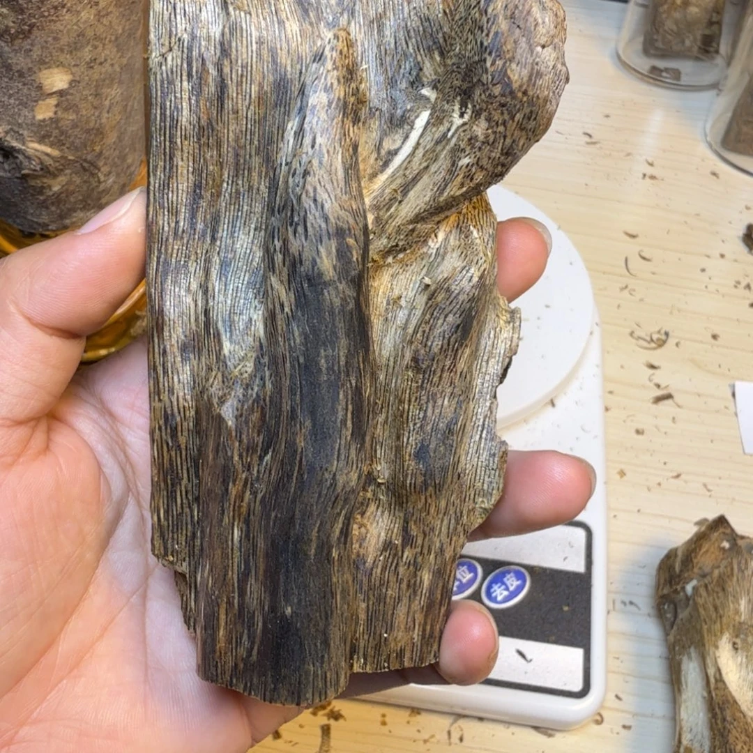 沉香块料沉香块料47克