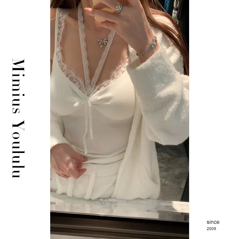 【mimius】游鹿鹿 纯欲V领蕾丝挂脖修身背心（含胸垫）汉服 F09334