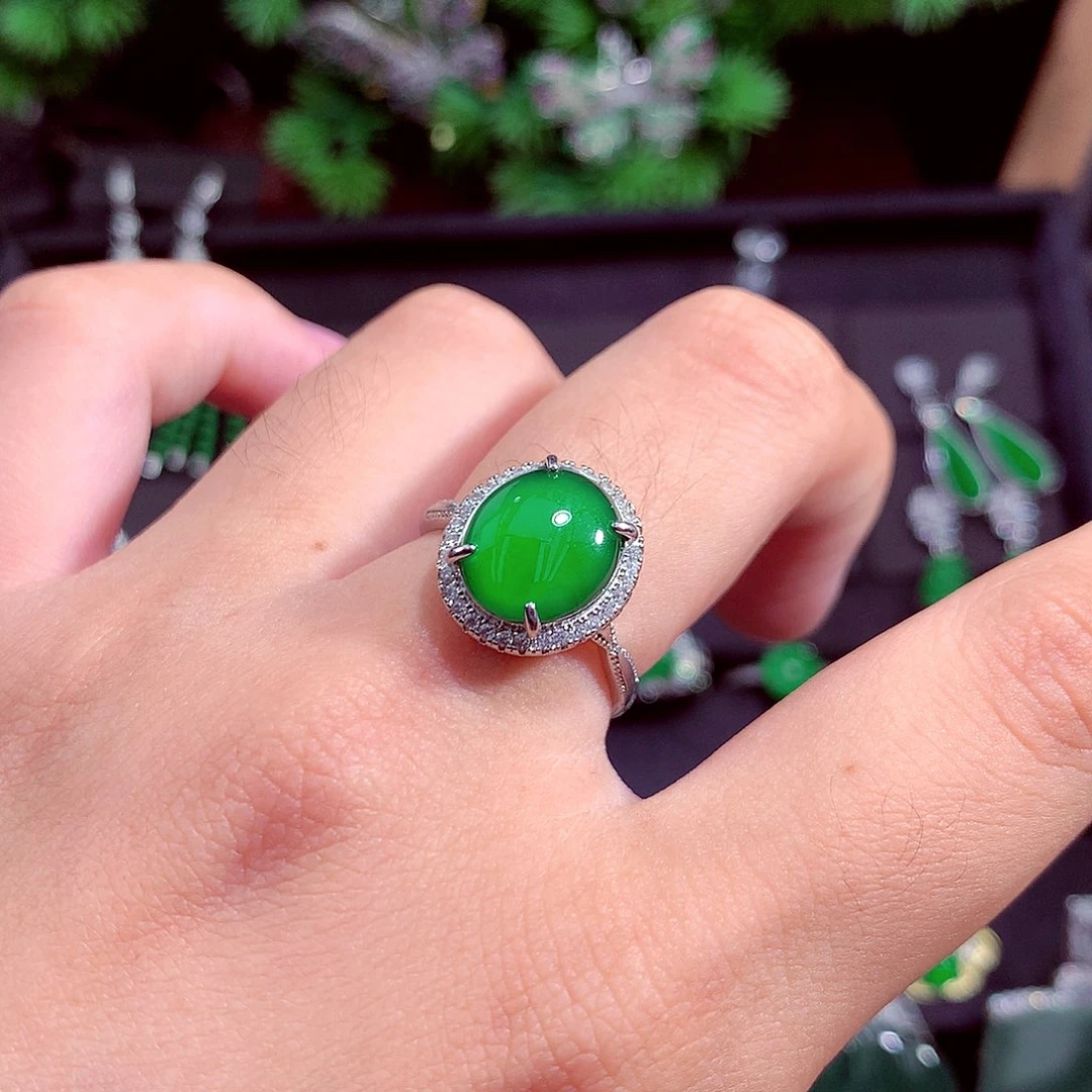 颈饰未镶嵌翡翠?****?天然