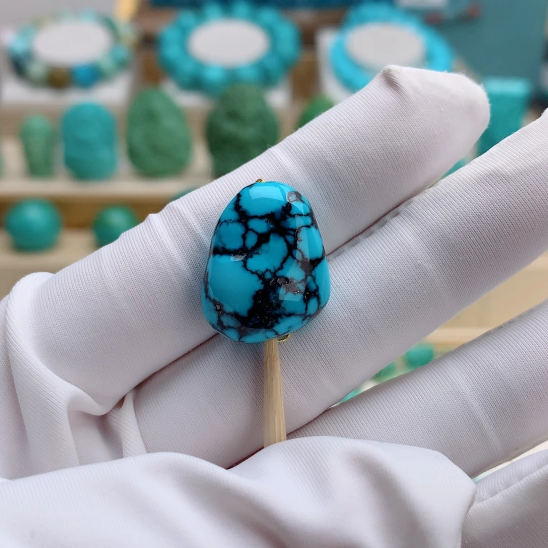 绿松石未镶嵌挂件