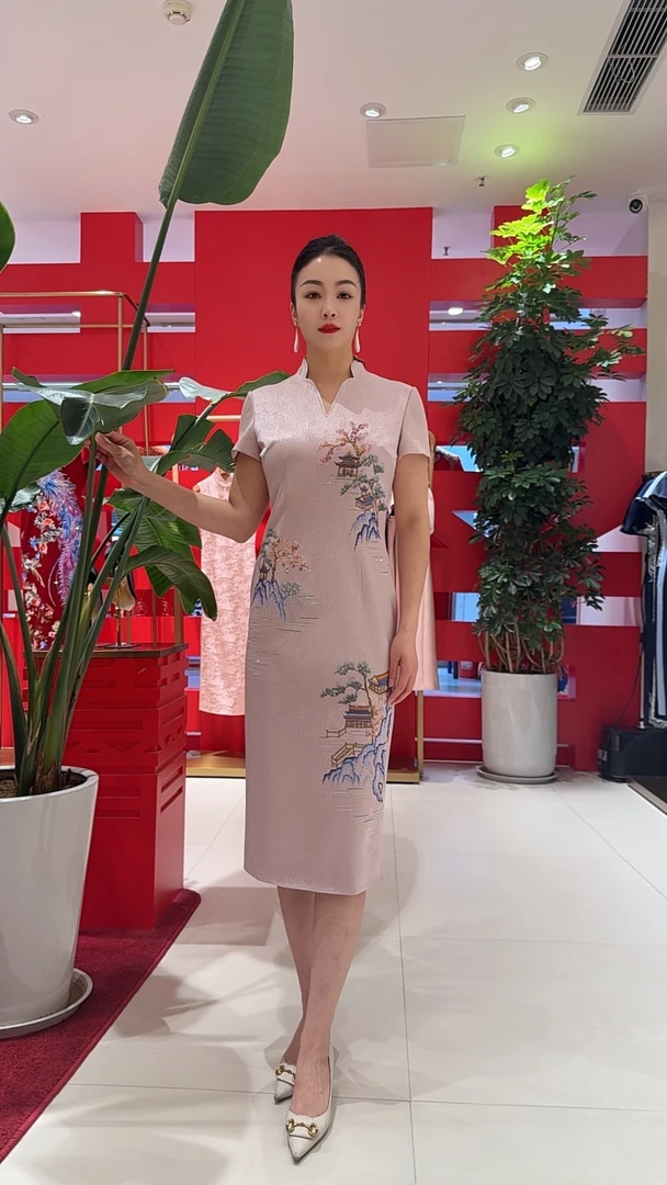 170053朱紫褕粉色春江花月夜刺绣喜婆婆喜妈妈日常V领礼服