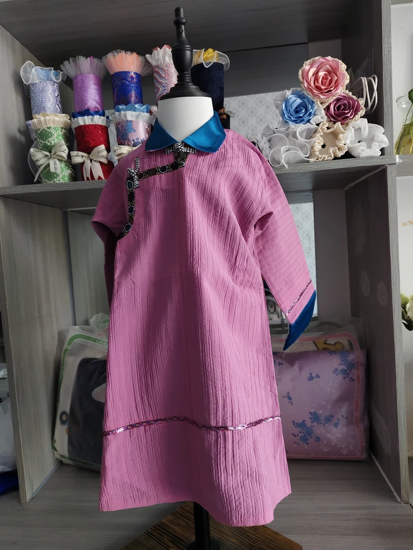 一周岁女童传统长袖民族风袍，粉色中国风旗袍