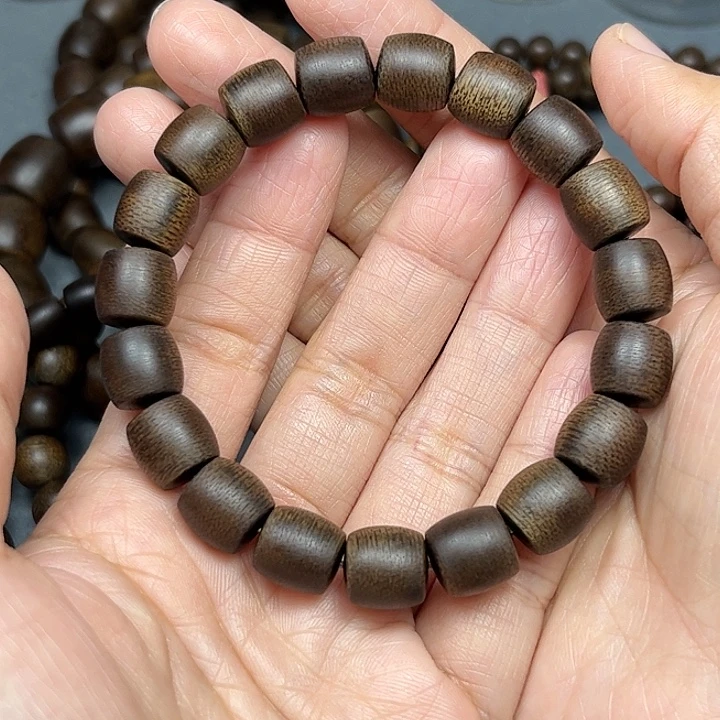 沉香碎屑沉香白棋玉化1.2