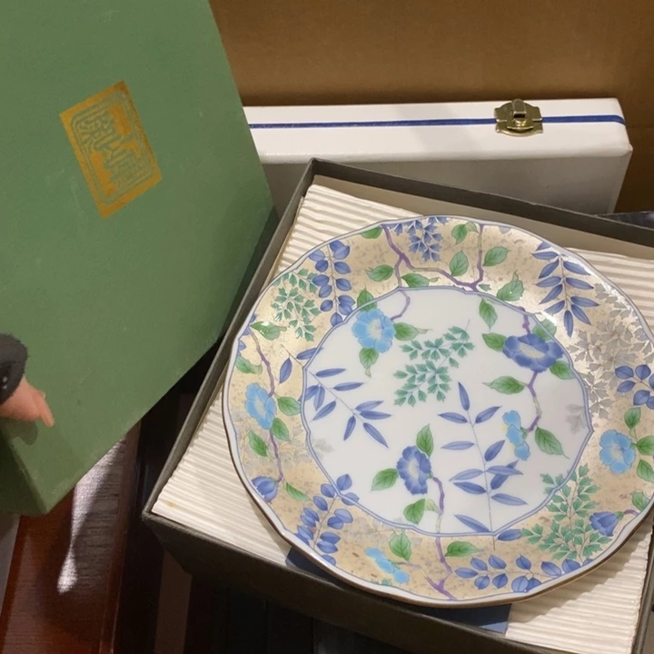 呃呃呃额哦豁好家伙