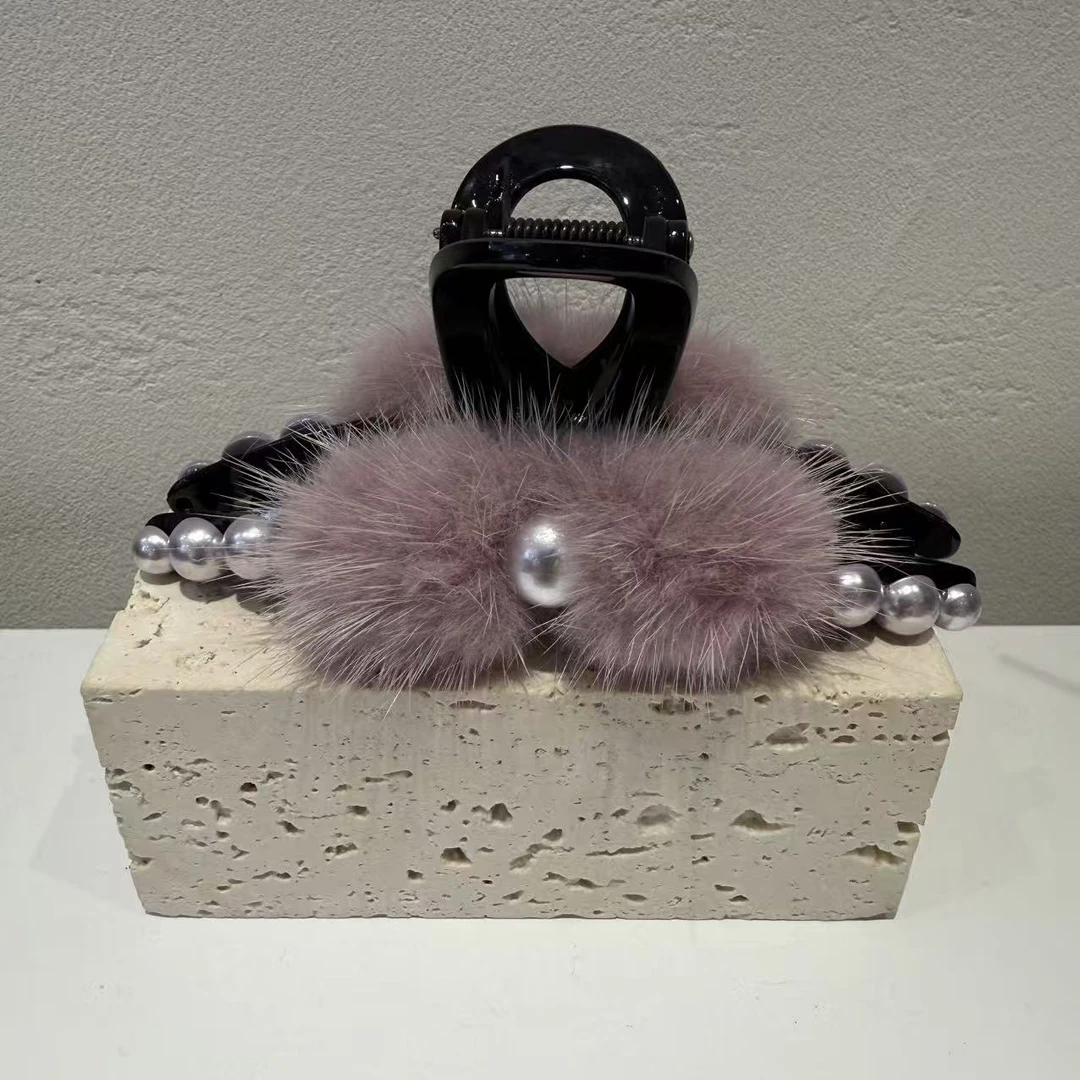 GREBUTY 5699 气质百搭毛毛香槟色水晶闪闪抓夹