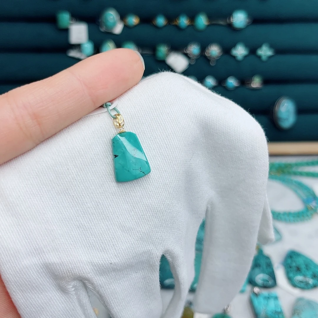 绿松石18K金镶嵌绿松石