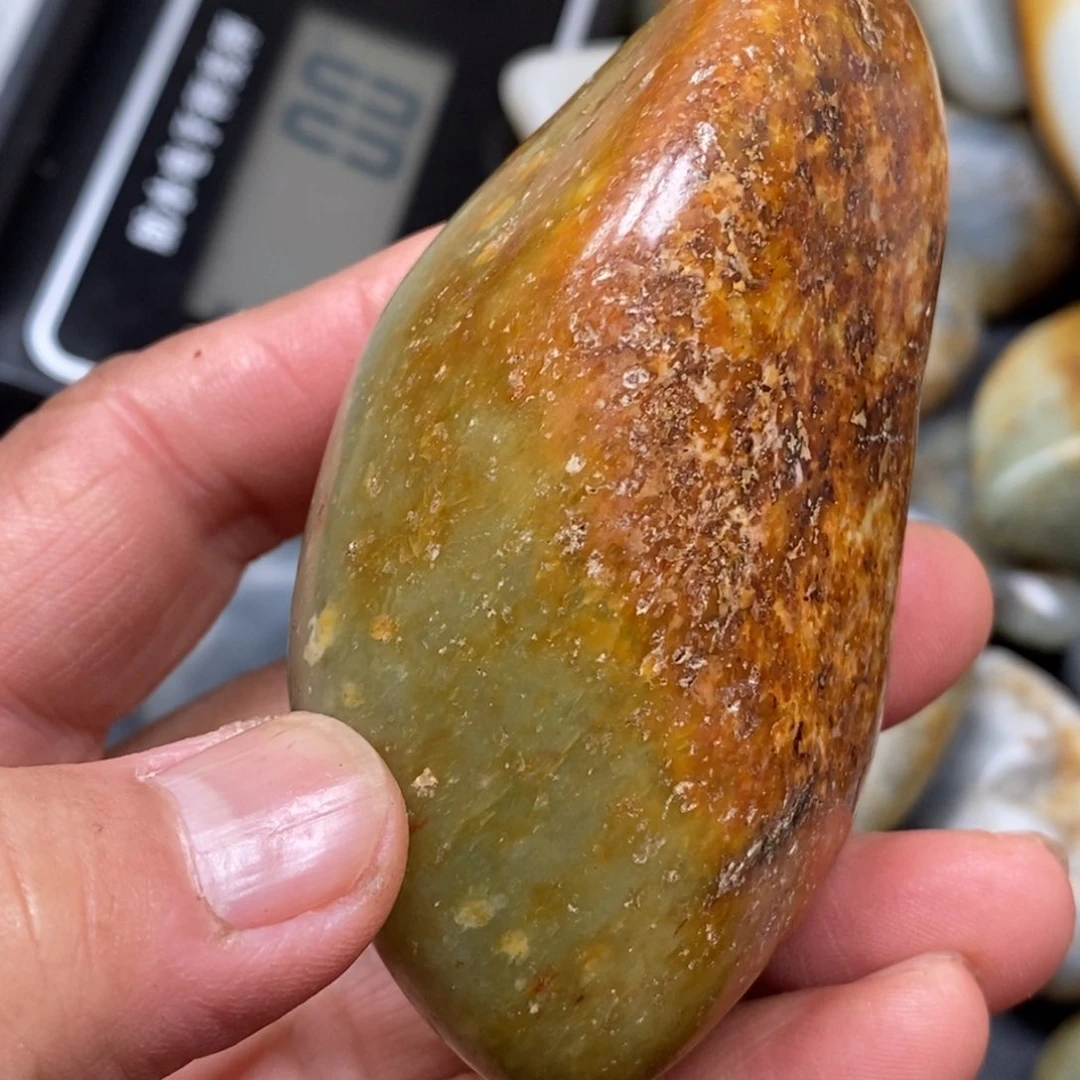 和田玉（糖玉）挂件未镶嵌