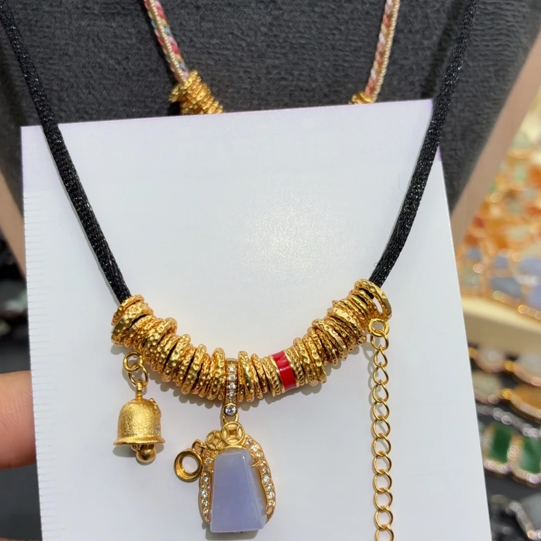 翡翠银S925镶嵌颈饰盘缠