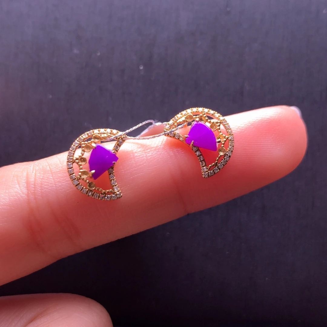 苏纪石（舒俱来）18K金镶嵌耳钉