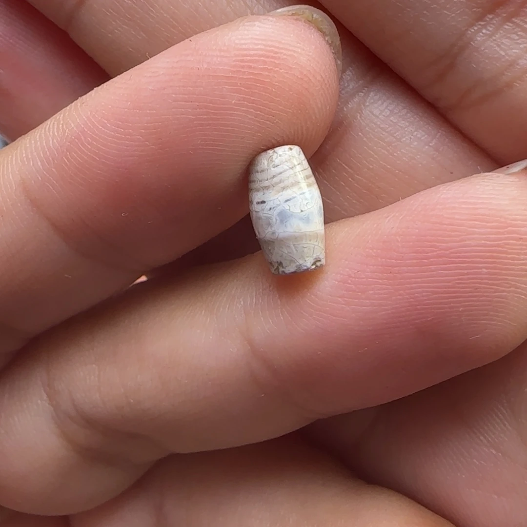 不***哦未镶嵌玛瑙/玉髓珠宝半成品