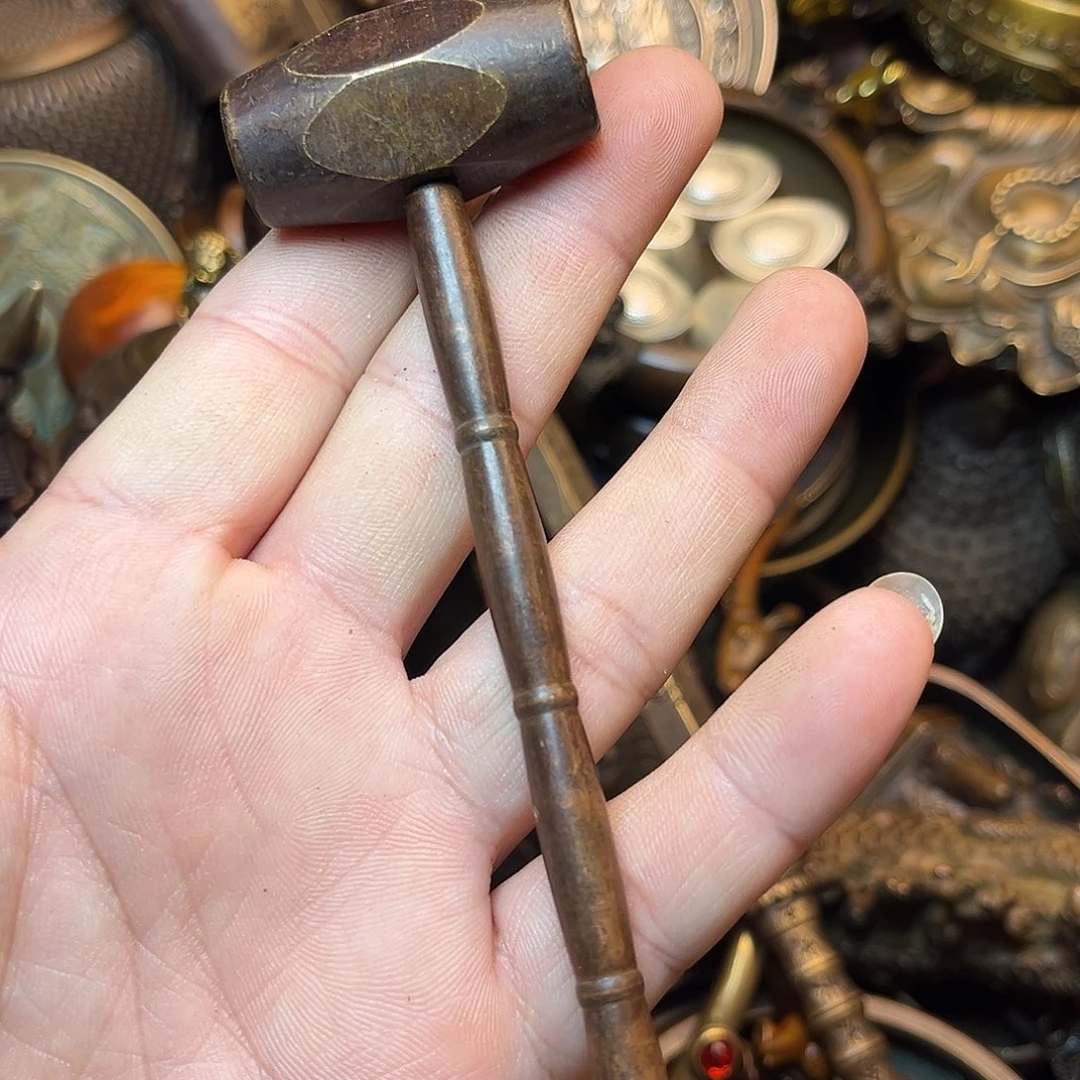 精美铜器工艺品等
