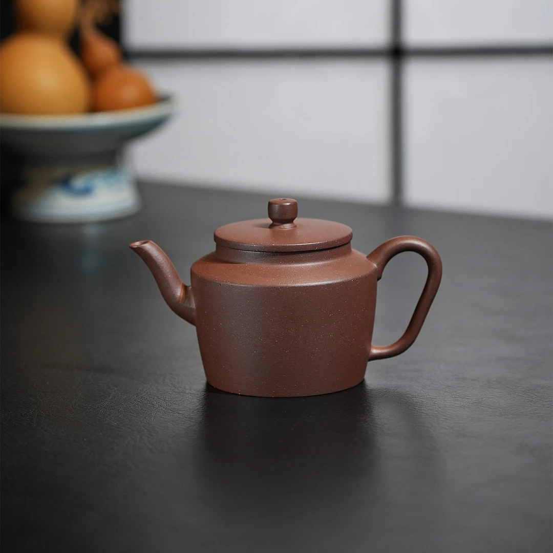 顶蜀平台底槽清折肩宫灯紫砂壶180毫升