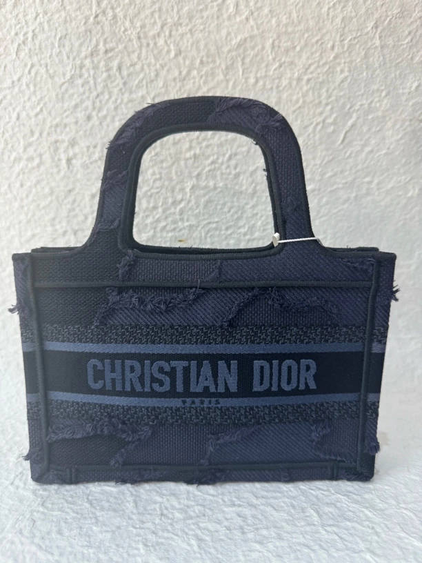 95新 DIOR/迪奥 深色手提托特包 成色较新适合日常使用