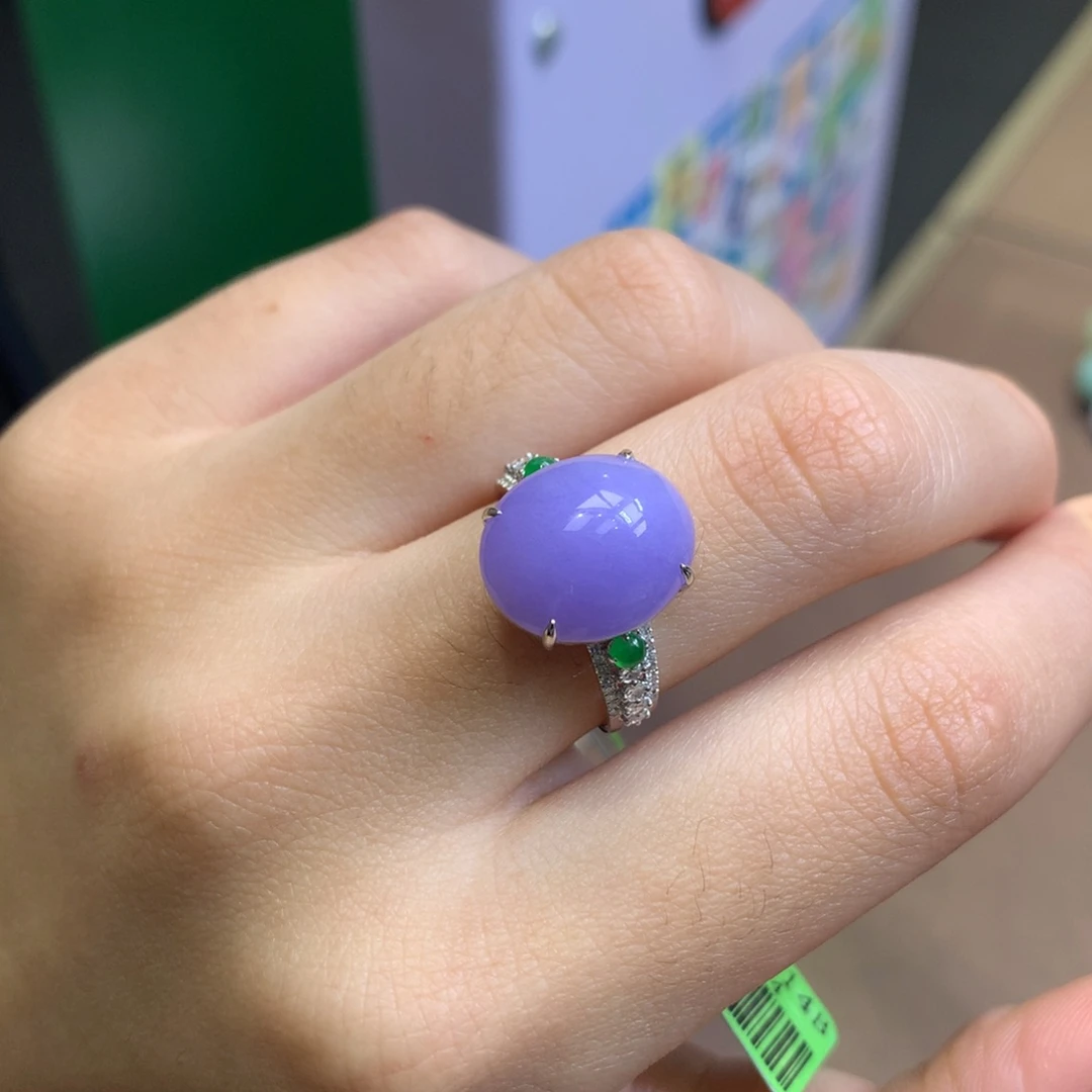 俩***仓翡翠18K金镶嵌颈饰翡翠