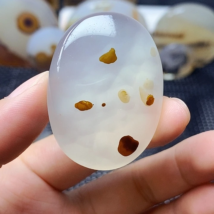 玛瑙/玉髓未镶嵌珠宝半成品