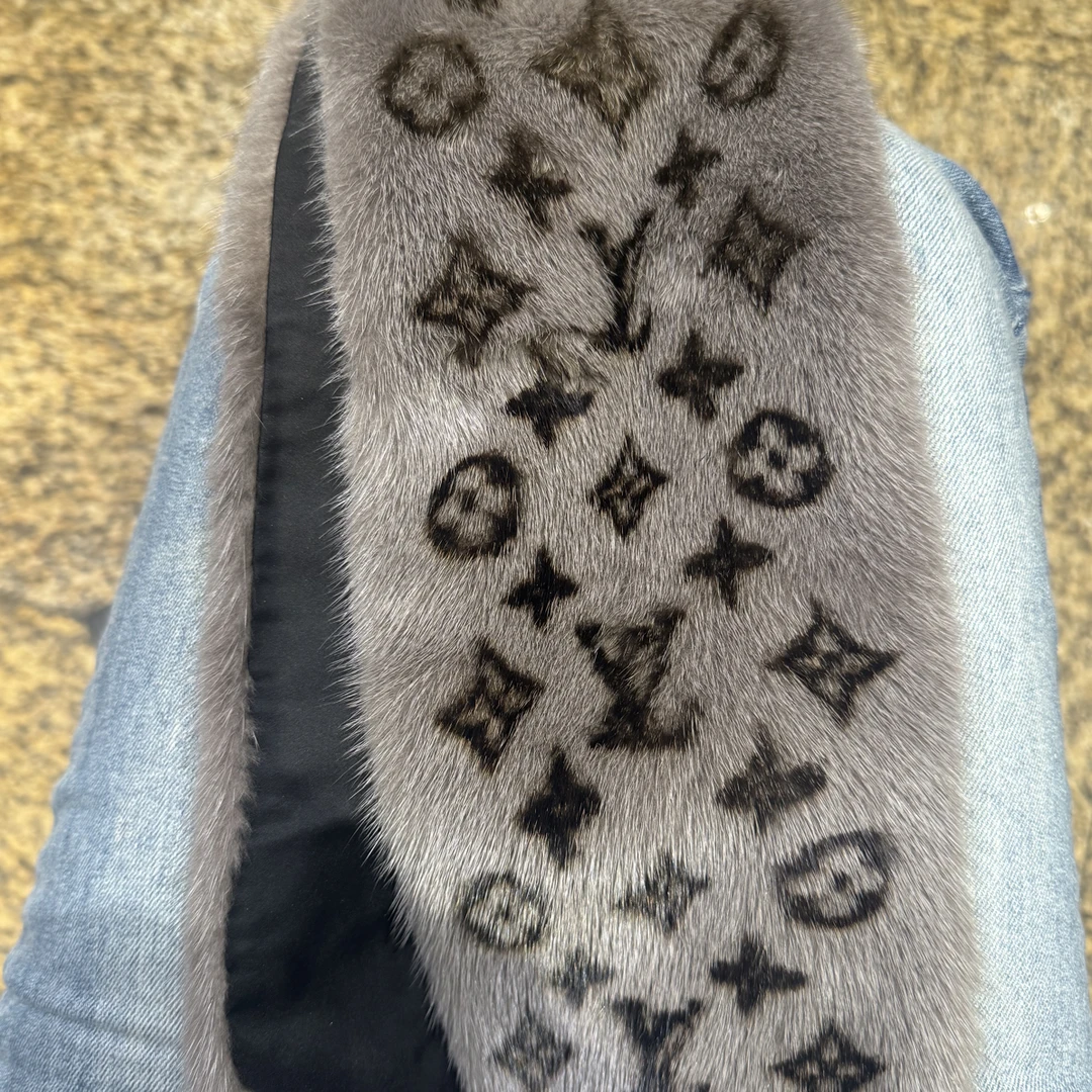 95新 Chanel/香奈儿 夏七中古/lv 灰色水貂围脖