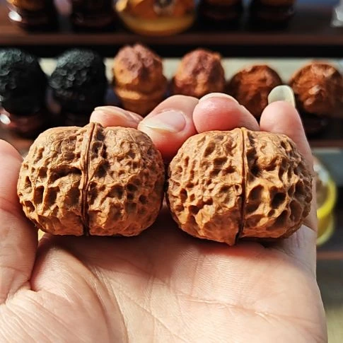 文玩核桃吊坠萌萌包大肚牛蛙矮桩秒沉水（4）