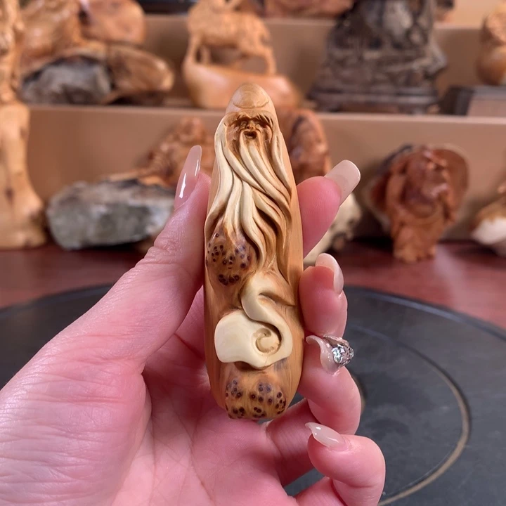 柏木（崖柏）根雕摆件