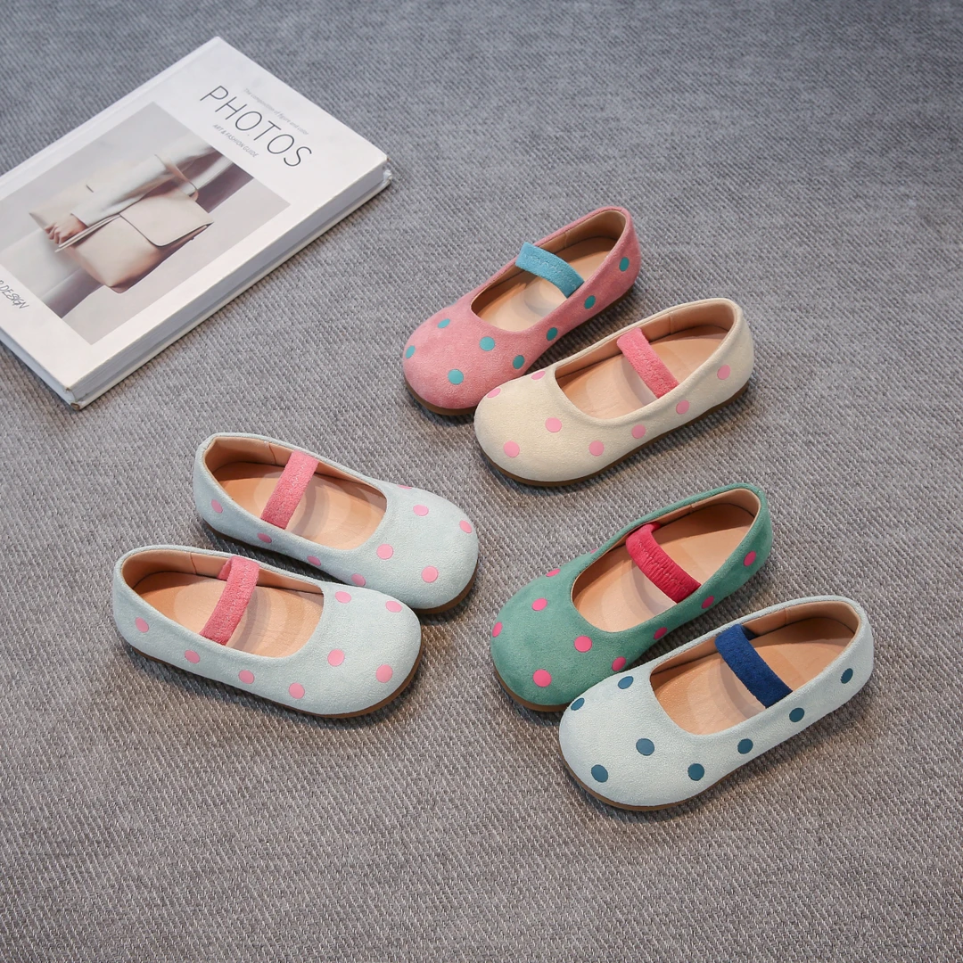 女童小皮鞋春秋款幼儿园室内儿童舞蹈鞋女孩公主鞋宝宝软底豆豆鞋
