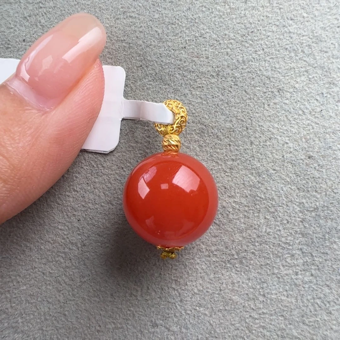 南红玛瑙18K金镶嵌（保山圆珠吊坠14+）