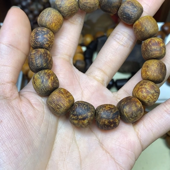 羽***弦把件贡木感谢大家的支持