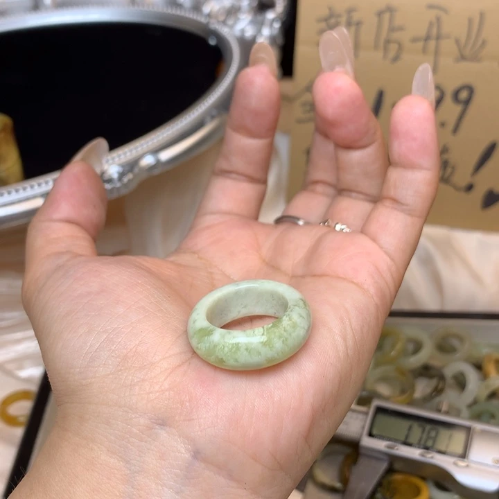 ****樂合金蛇纹石玉戒指