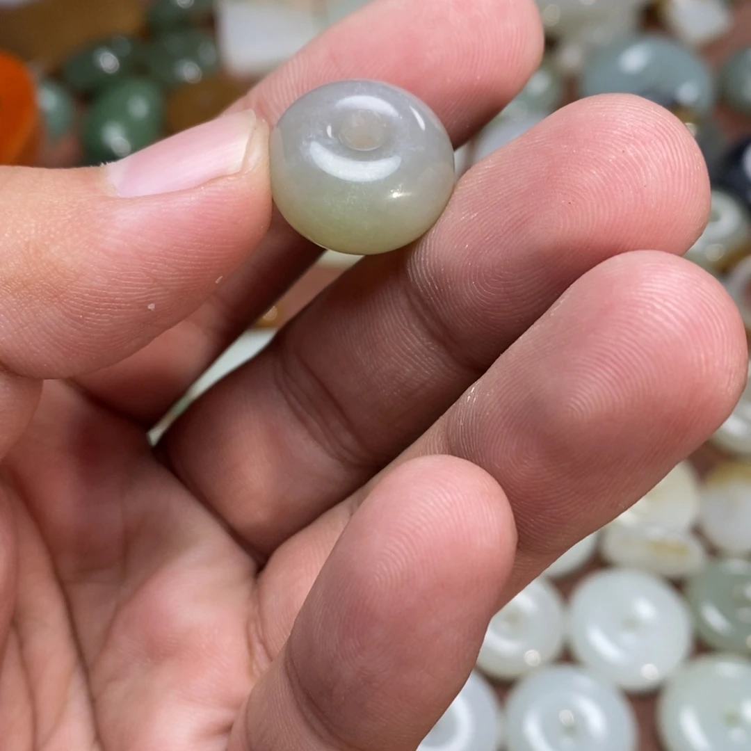 和田玉吊坠(不含链)未镶嵌